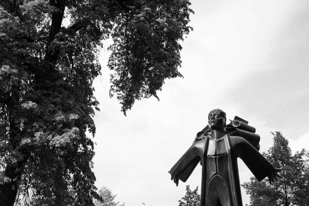 Monumento Eroilor Desrobitori de Neam